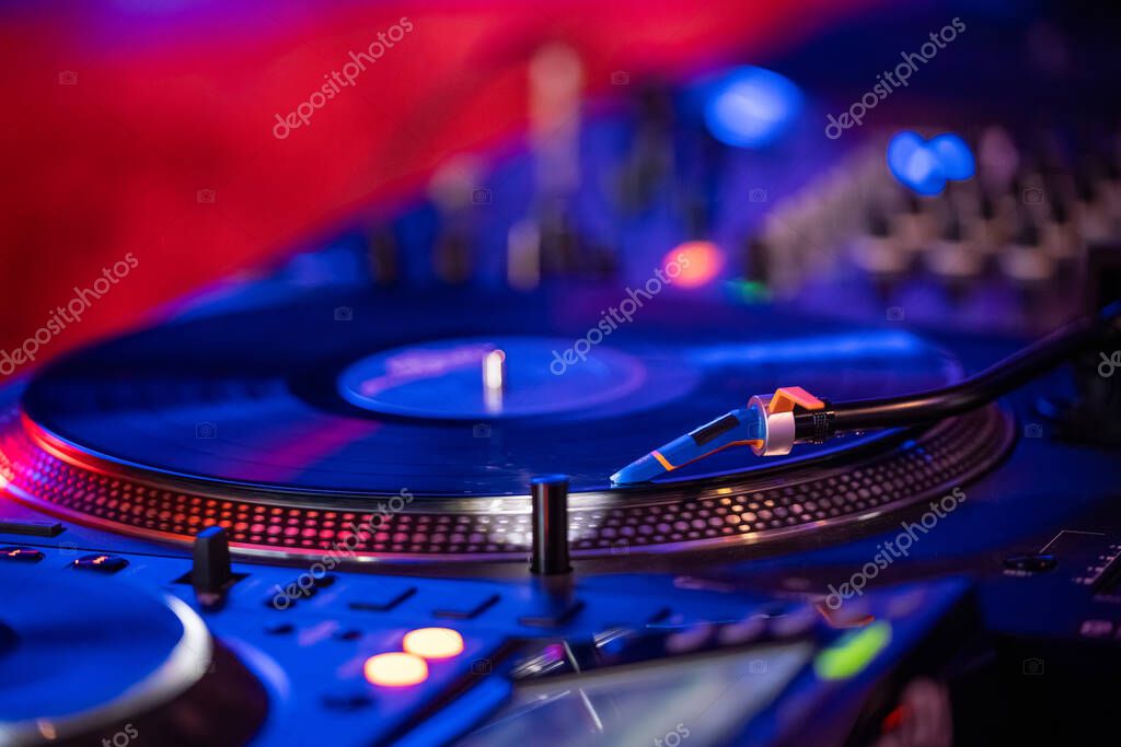 Copertina programma Night Sessions