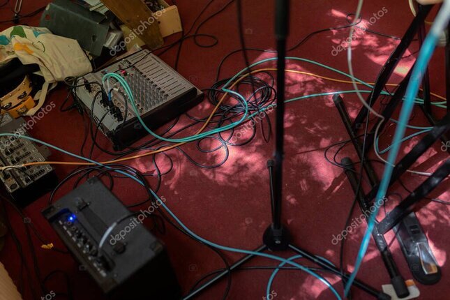 Dietro le quinte di una diretta radio